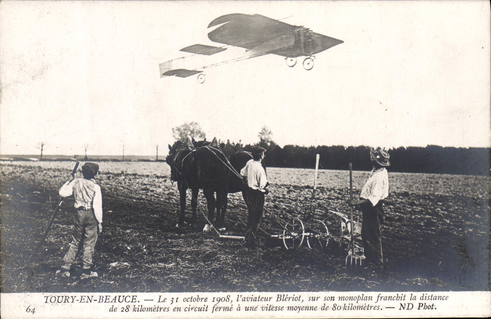 CPA Avion Aviation Toury en Beauce Bleriot sur son monoplan Charrue Cheval 