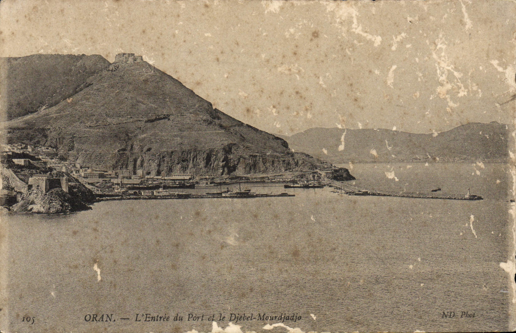 CPA Oran L'Entree Du Port El Le Djebel Mourdjadjo