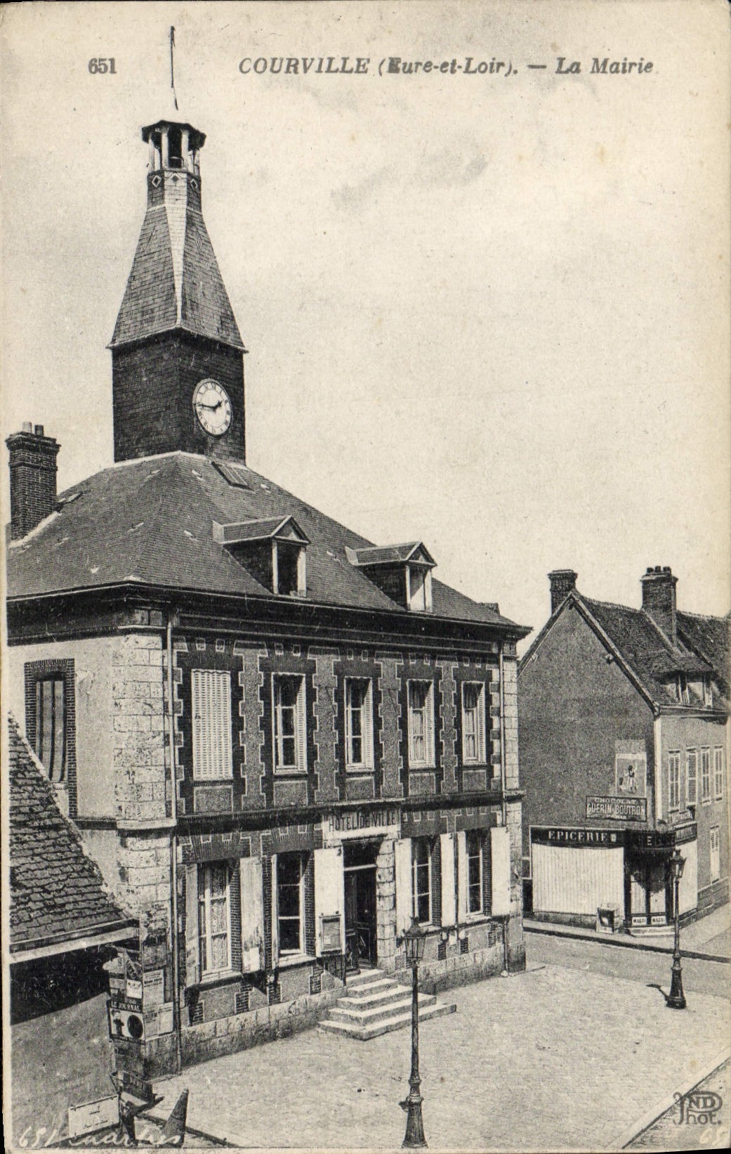 CPA Courville La Mairie