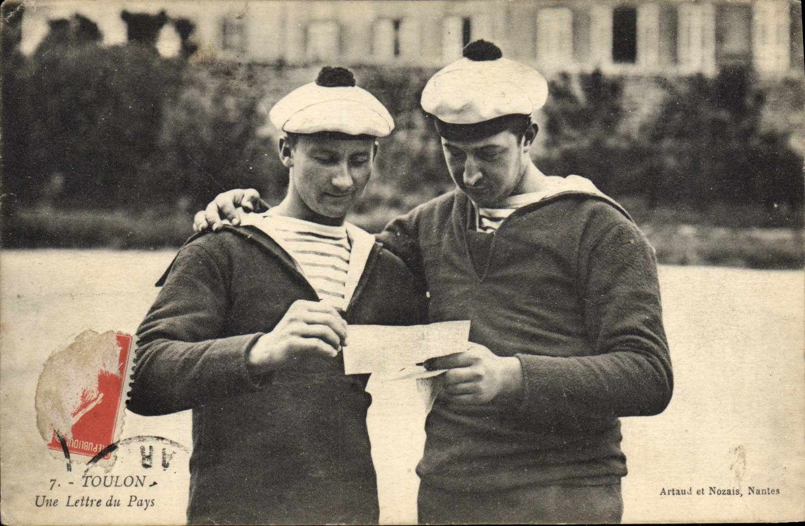 VINTAGE POSTCARD Toulon Boat a letter of the country