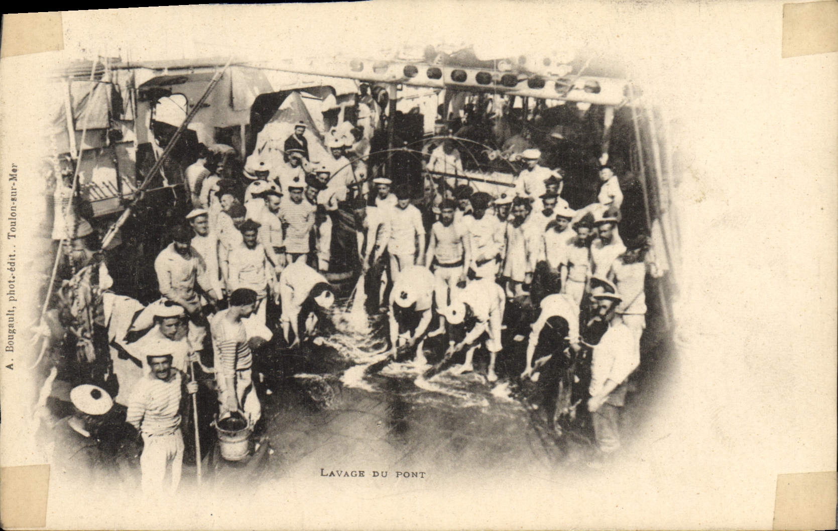 VINTAGE POSTCARD Boat Washing of the bridge