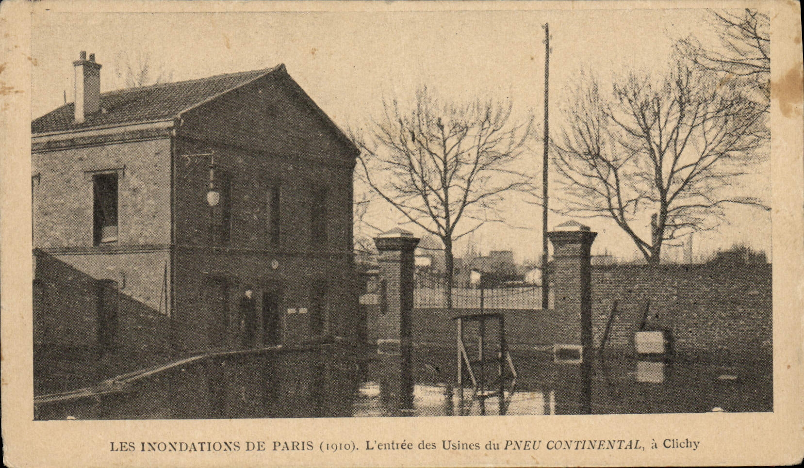 VINTAGE POSTCARD Automobile Floods of Paris 1910 the entry of the factories of the Continental Tire has Clichy