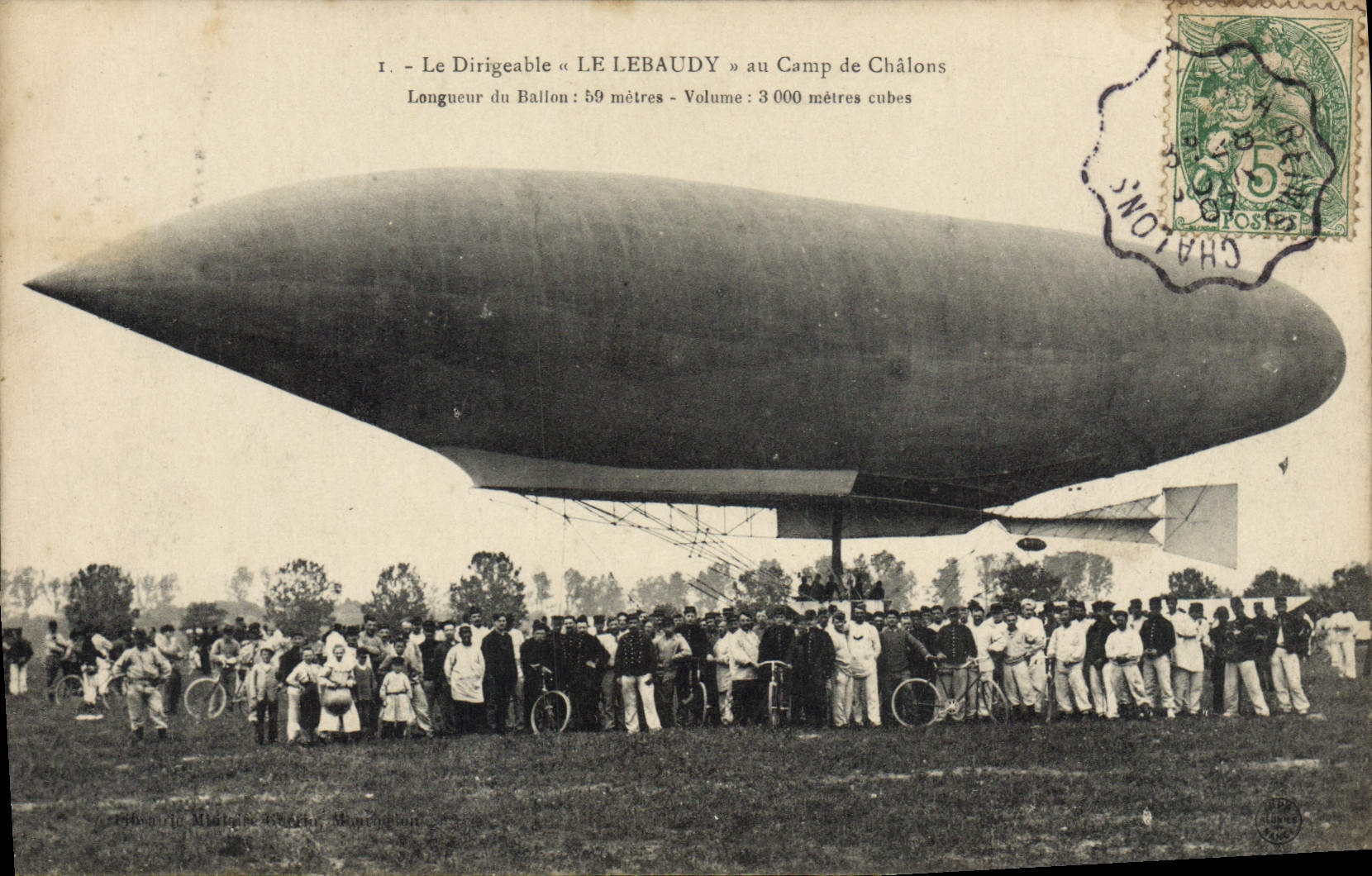 Dirigible Lebaudy del zepelín de la aviación de la POSTAL de la VENDIMIA con el campo de Red-redes