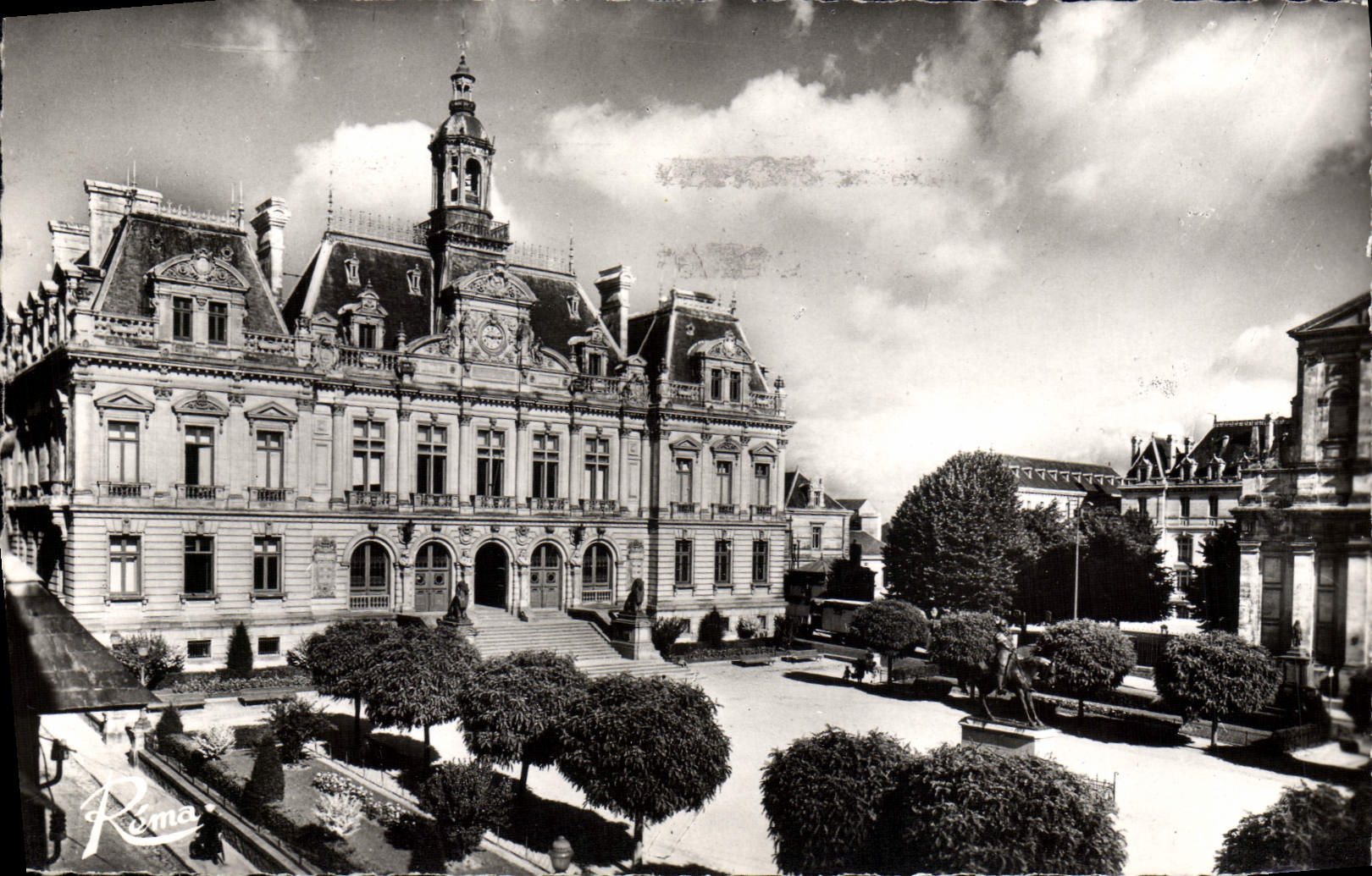 MODERN CARD Valves the town hall