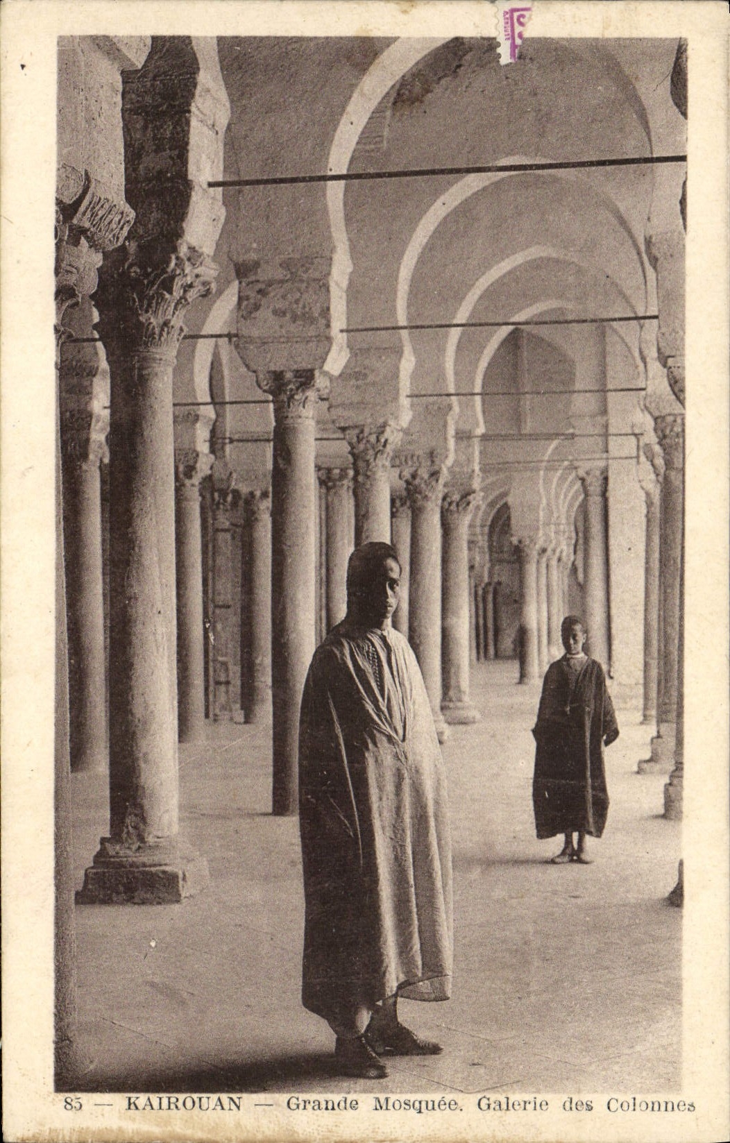 CPA Kairouan Grande mosquee Galerie des colonnes 