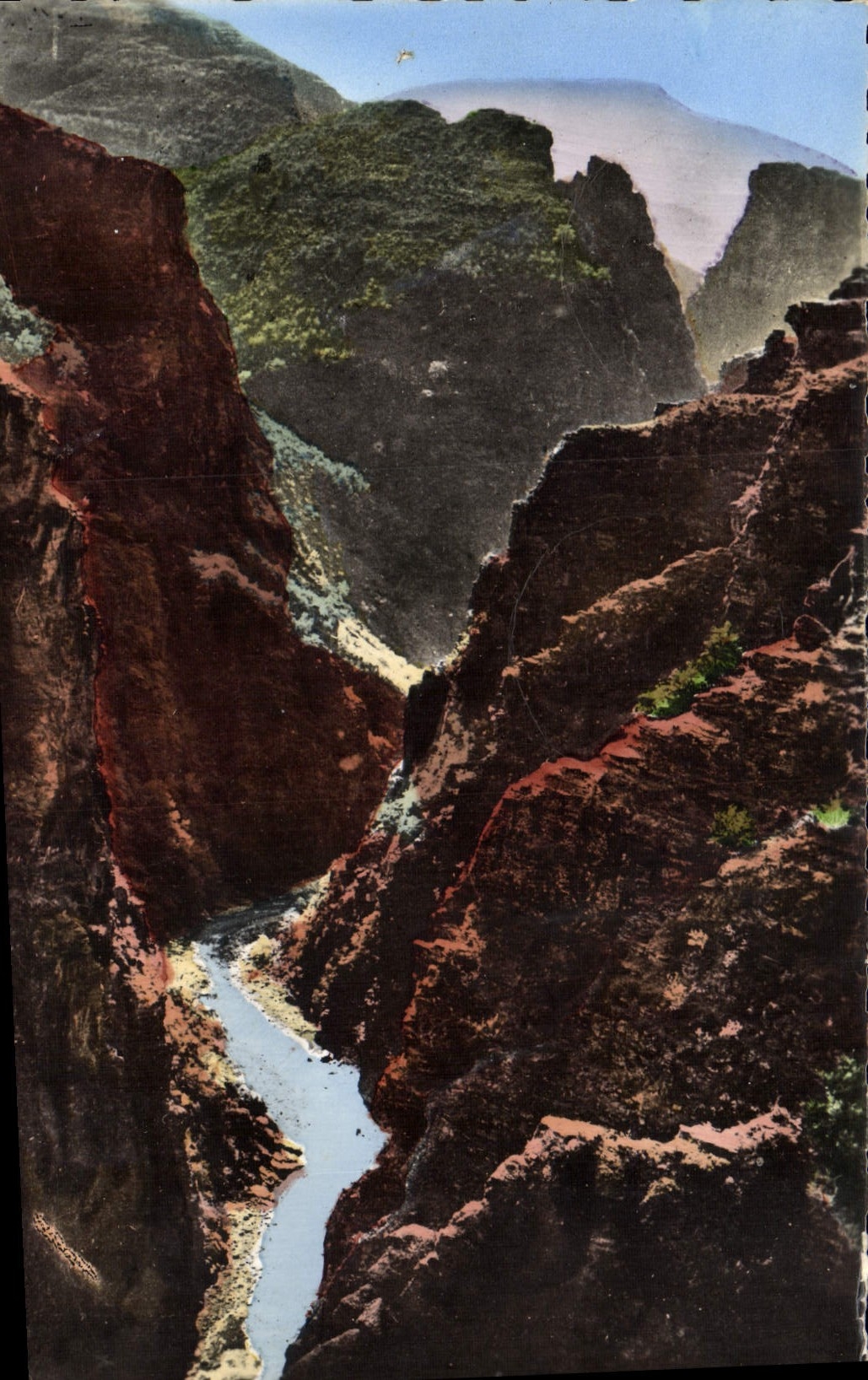 CPM Les gorges de Daluis Le gouffre et le defile du Var