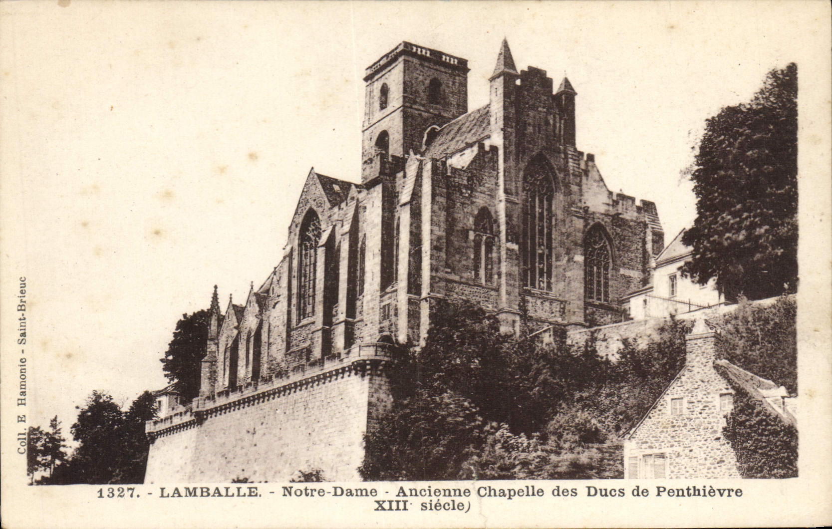 CPA Lamballe Notre Dame Ancienne Chapelle Des Dues De Penthievre