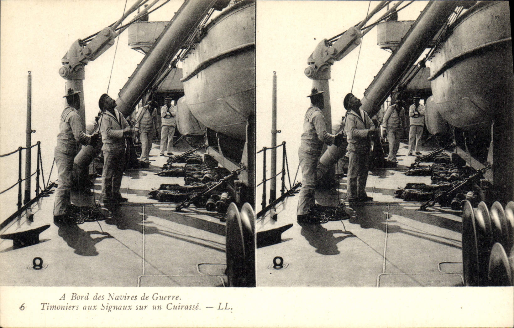 VINTAGE POSTCARD Bateau has edge of the warships Timoniers to the signals on an armor