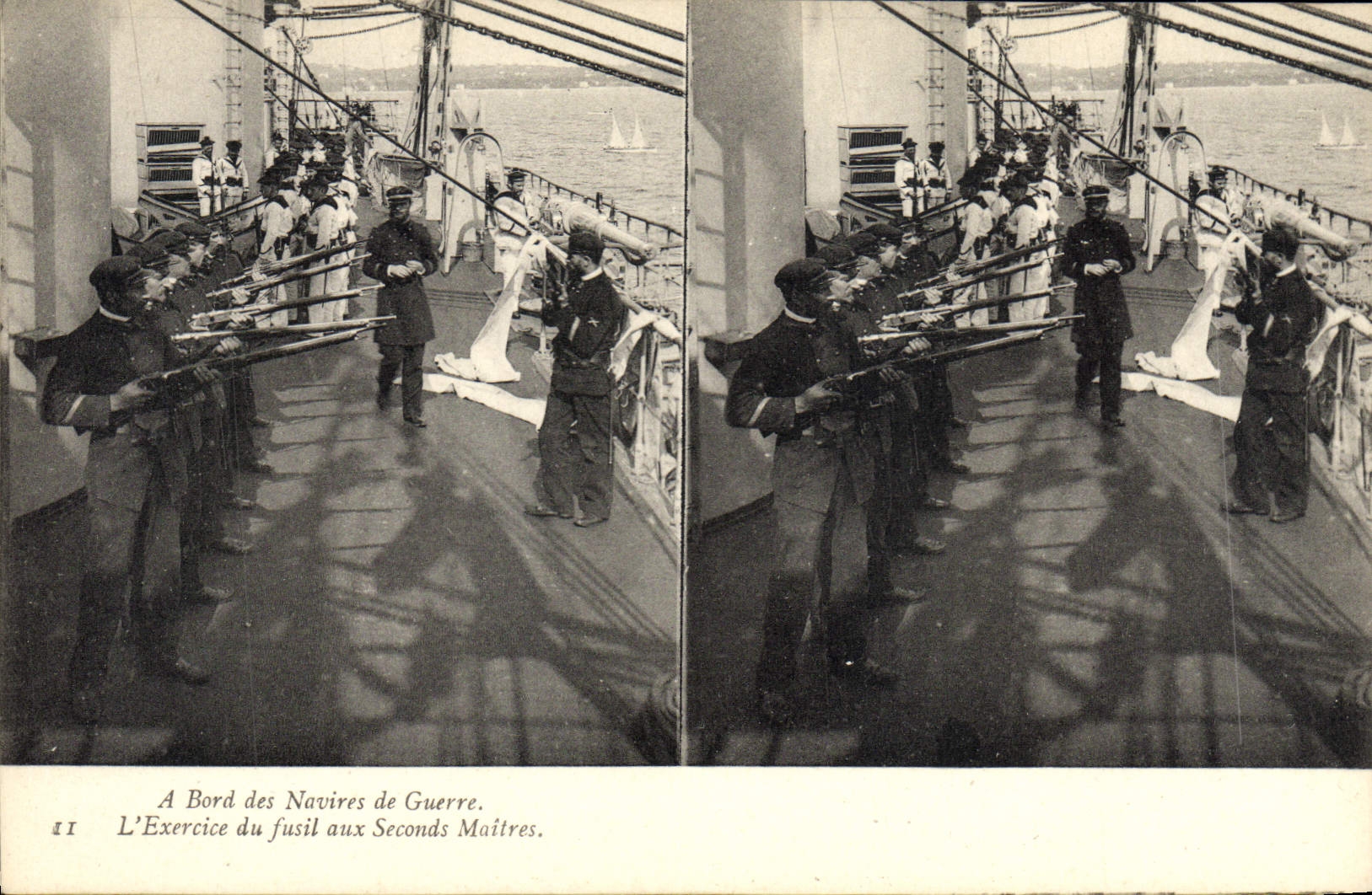 VINTAGE POSTCARD Bateau has edge of the warships the exercise of rifle to the second Masters