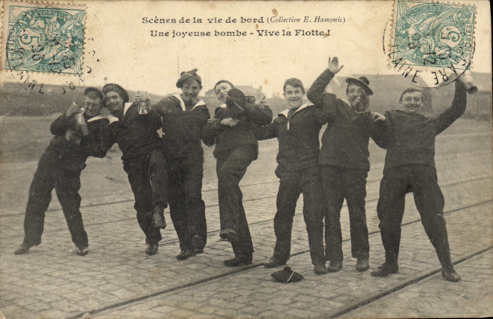 VINTAGE POSTCARD Bateau Scenes of the life has edge a merry Vive bomb the fleet