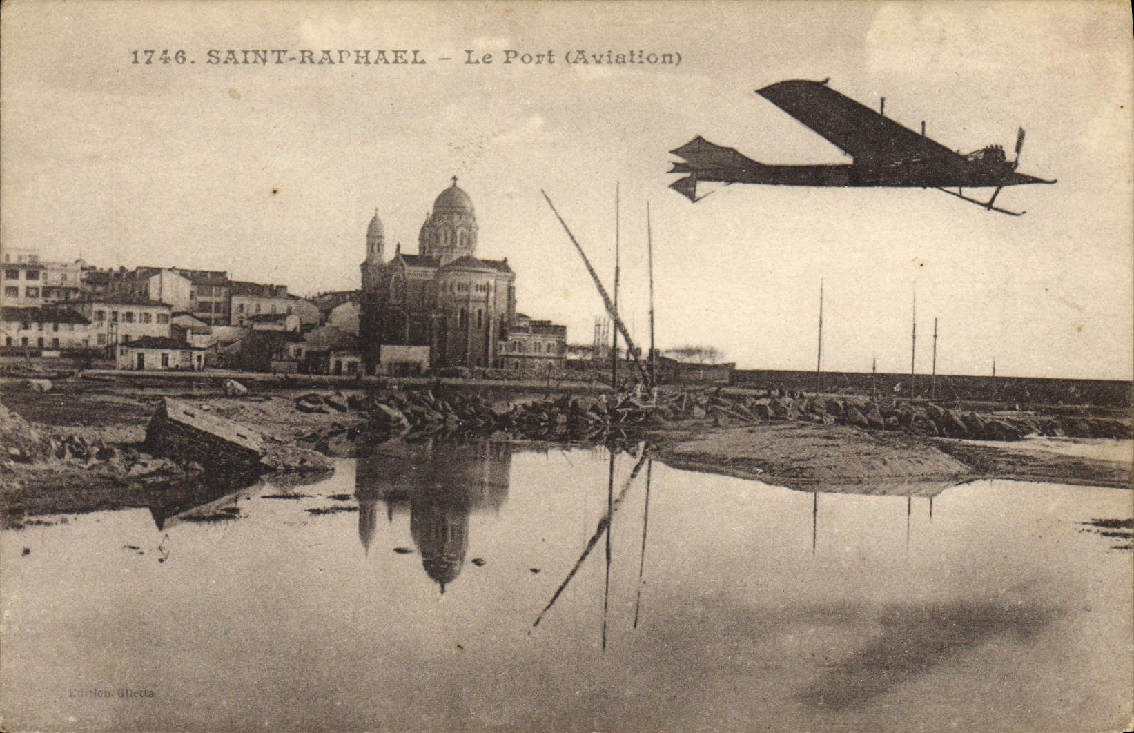 VINTAGE POSTCARD Plane Aviation Raphael Saint the port Aviation