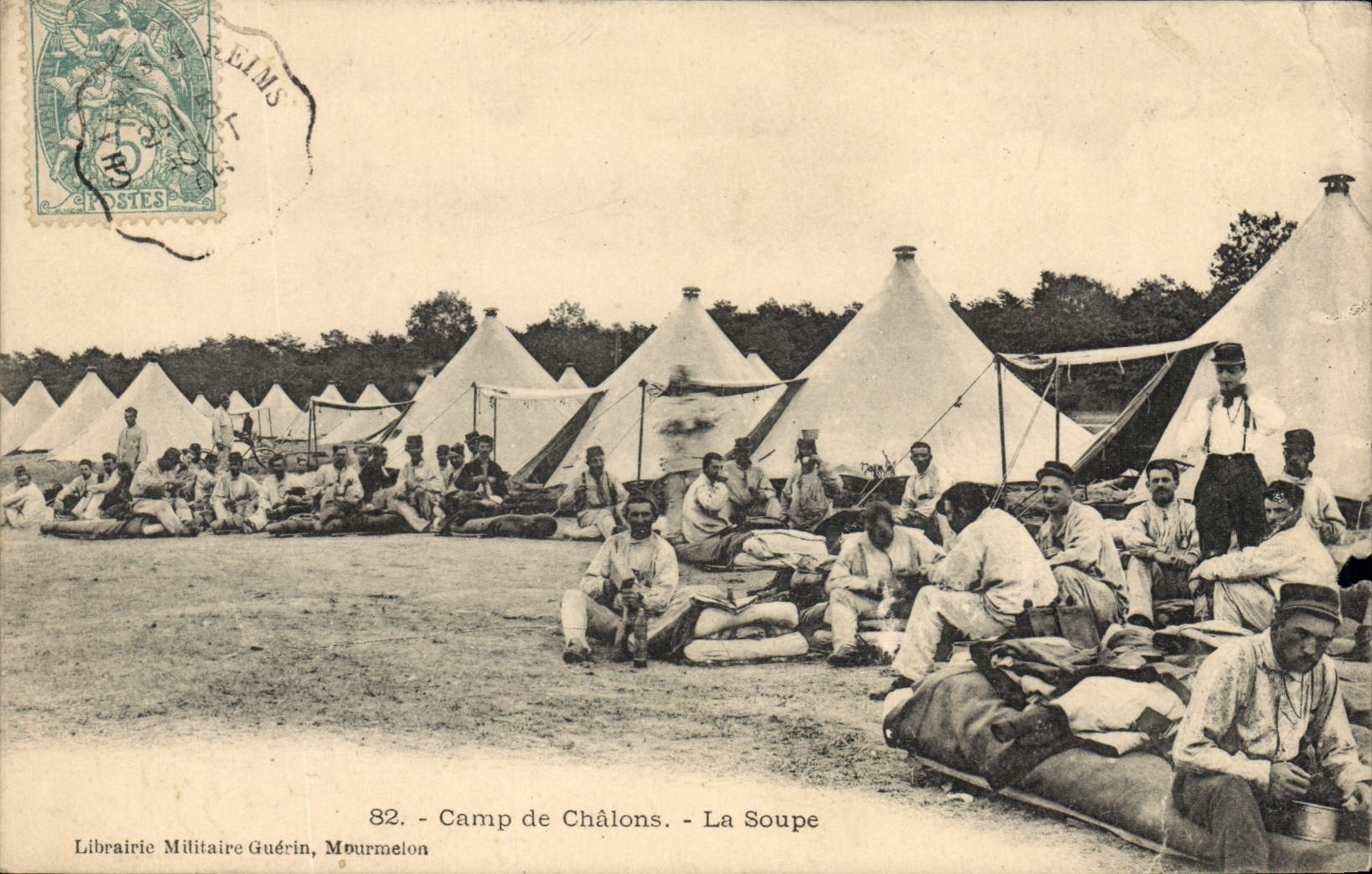 CPA Camp de Chalons La soupe Militaria