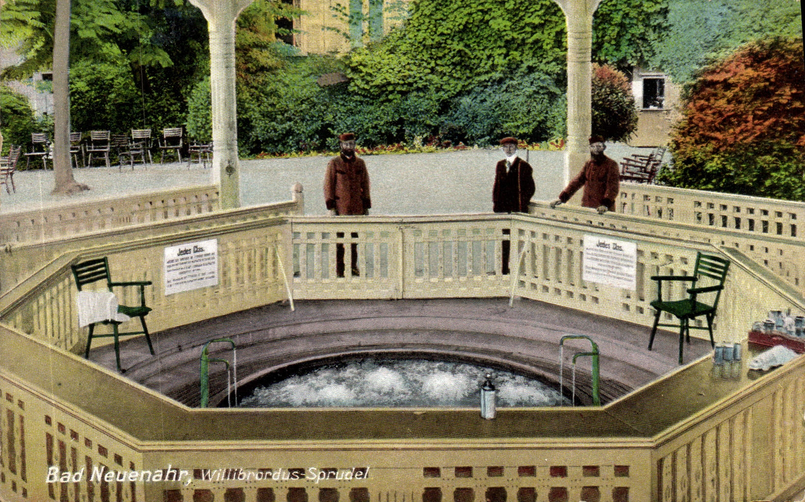 VINTAGE POSTCARD Bad Neuenahr Willibrordus Sprudel