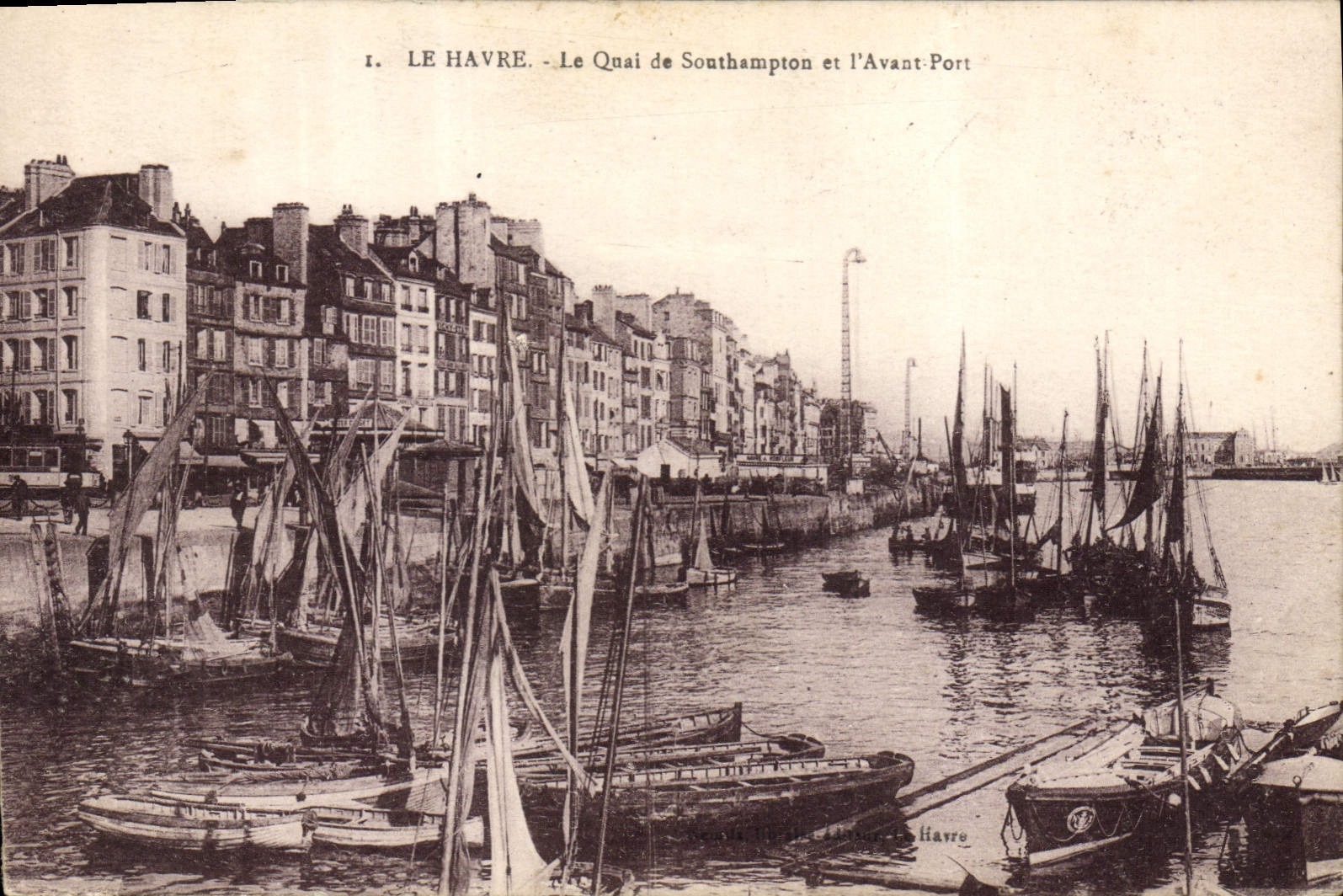POSTAL Le Havre de la VENDIMIA el Quay de Spnthampton y antes de los barcos portuarios