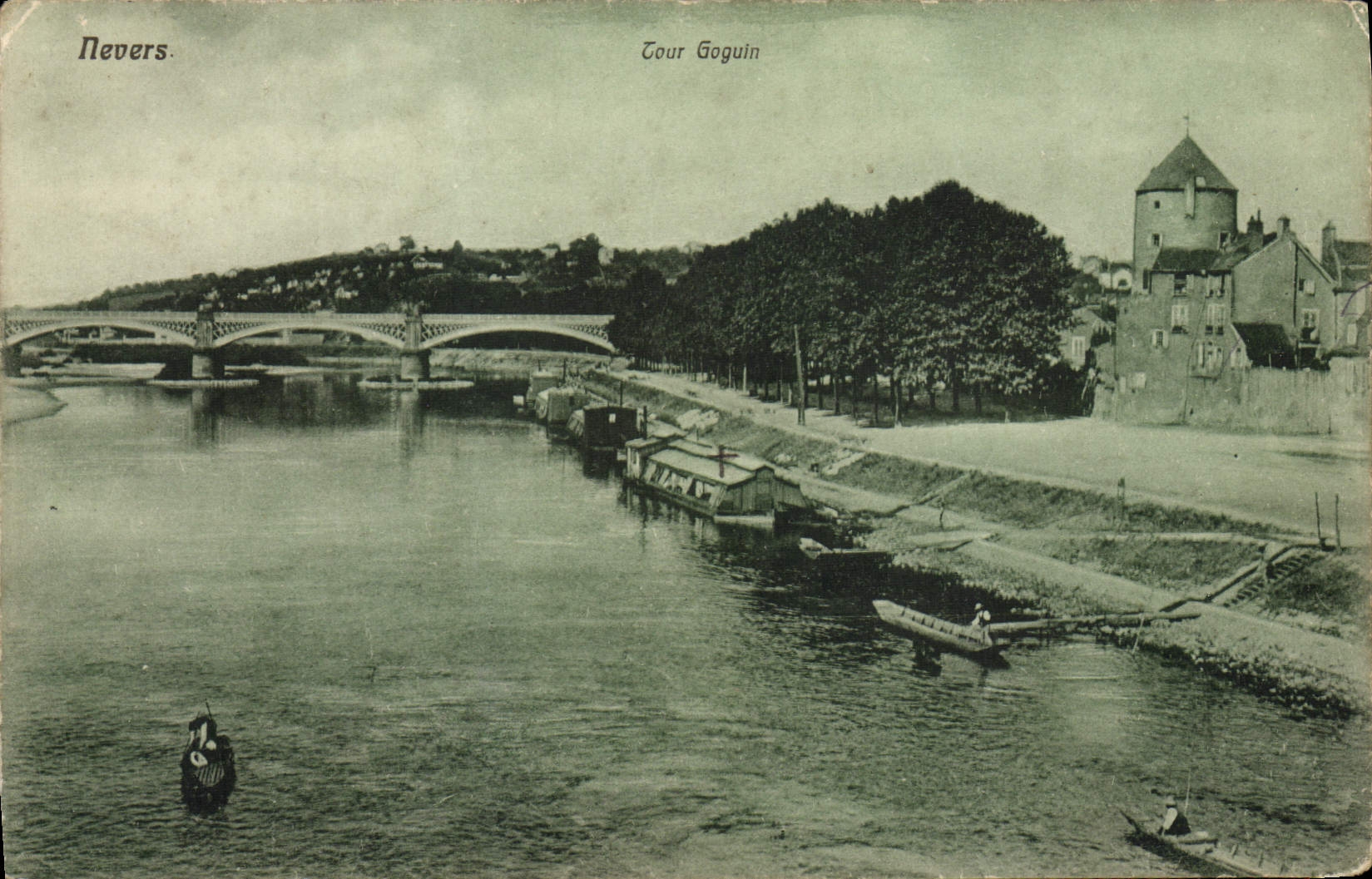 Vuelta de Nevers Goguin de la POSTAL de la VENDIMIA