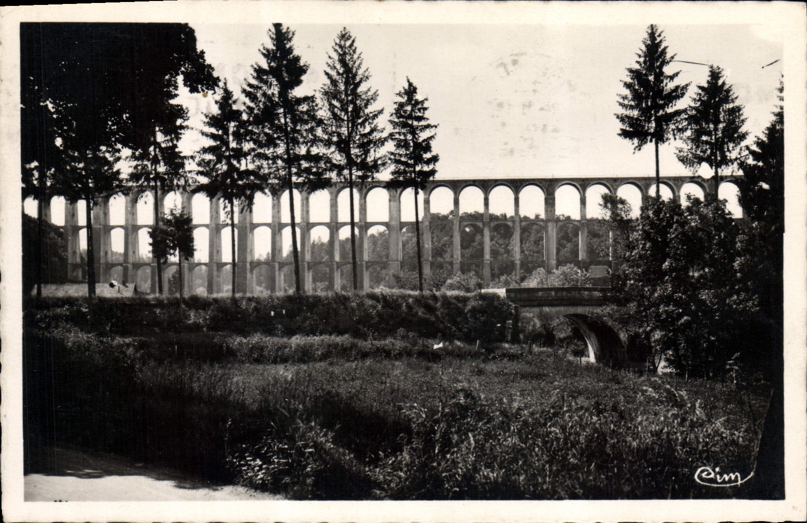 MODERN CARD Chaumont Viaduct