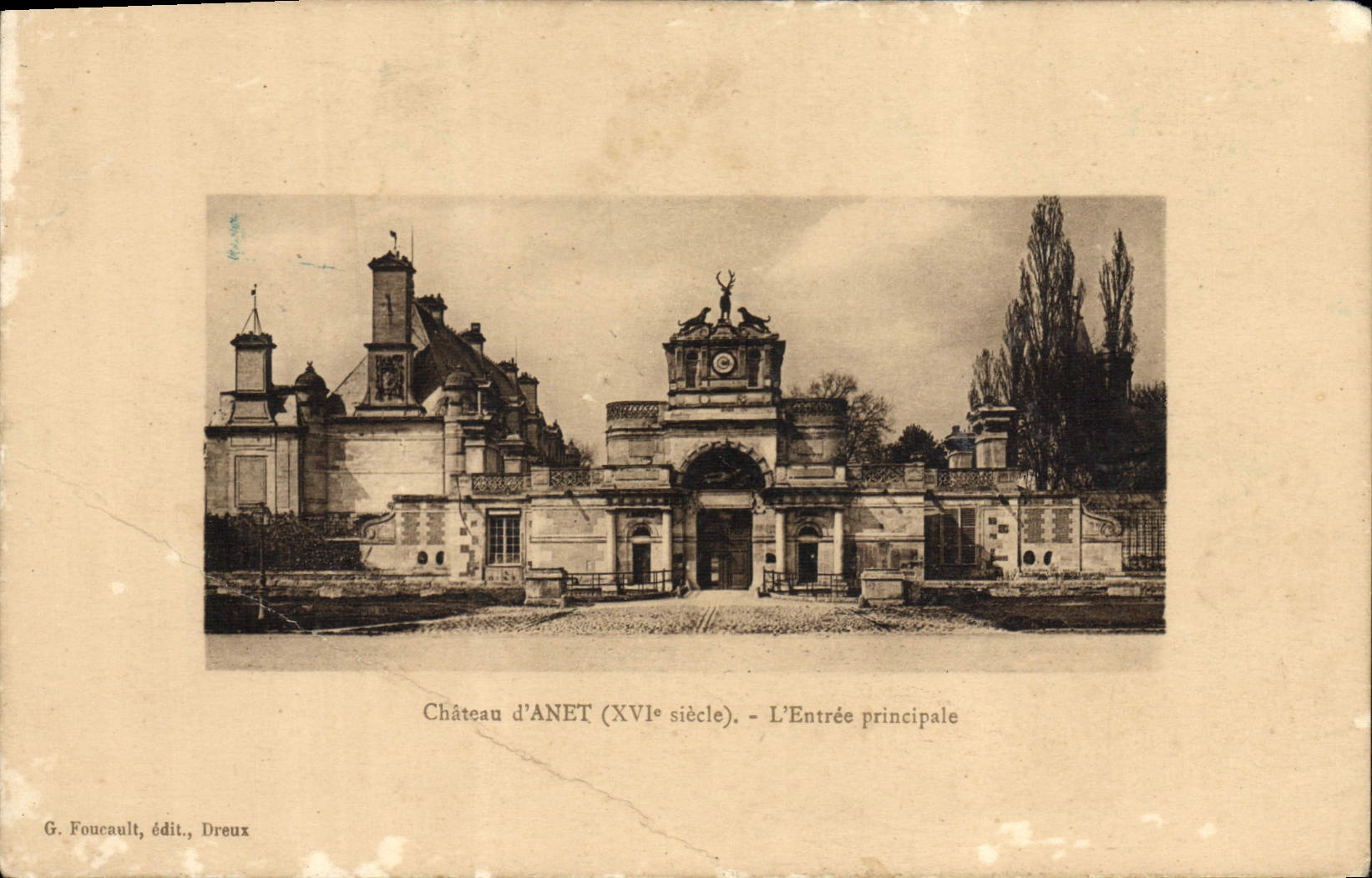 Castillo de la POSTAL de la VENDIMIA de Anet la entrada principal