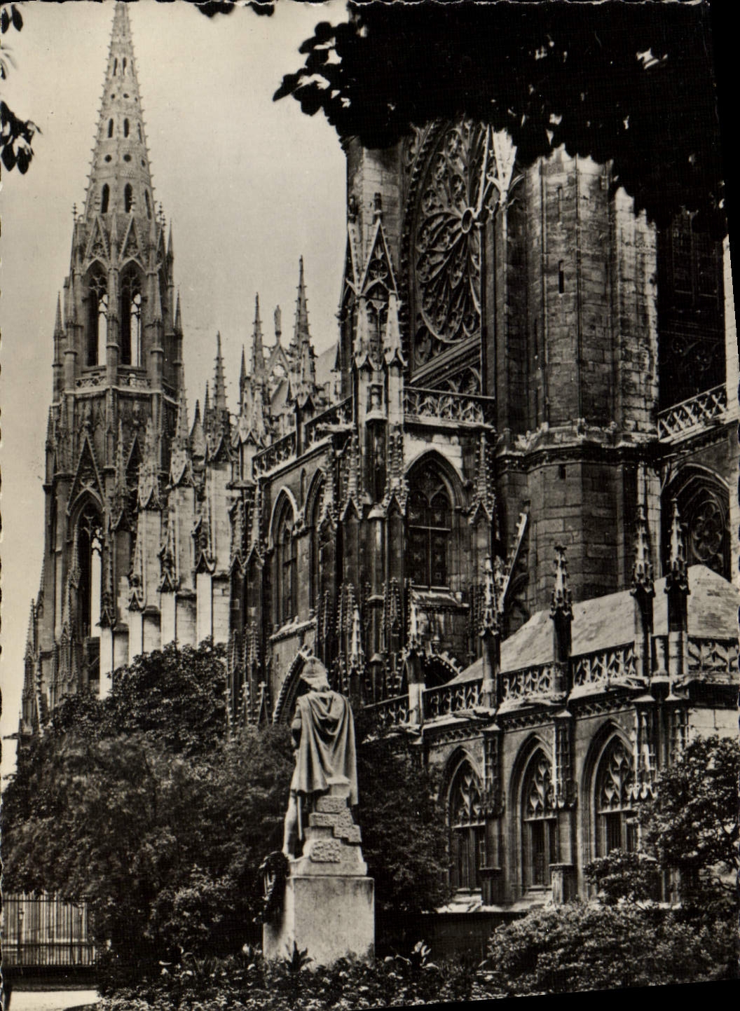 VINTAGE POSTCARD Rouen Church of Ouen Saint
