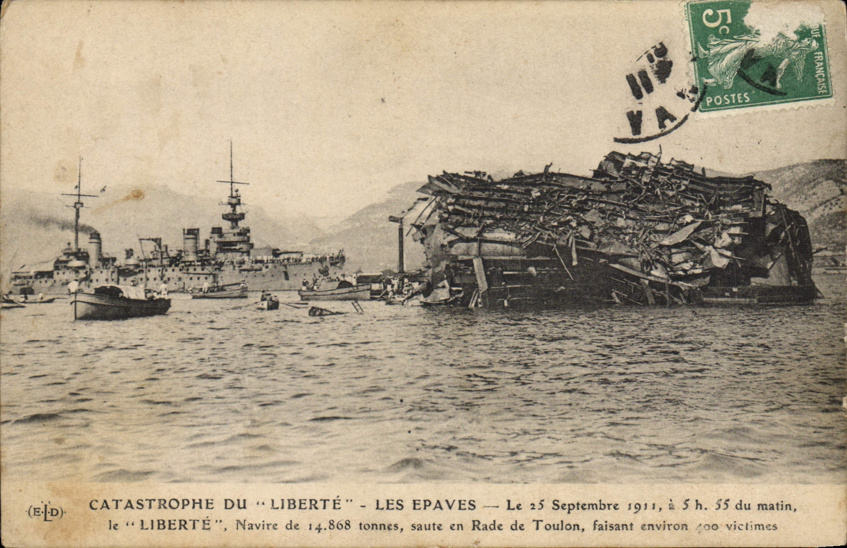 VINTAGE POSTCARD Boat Catastrophe of the armor Freedom wrecks