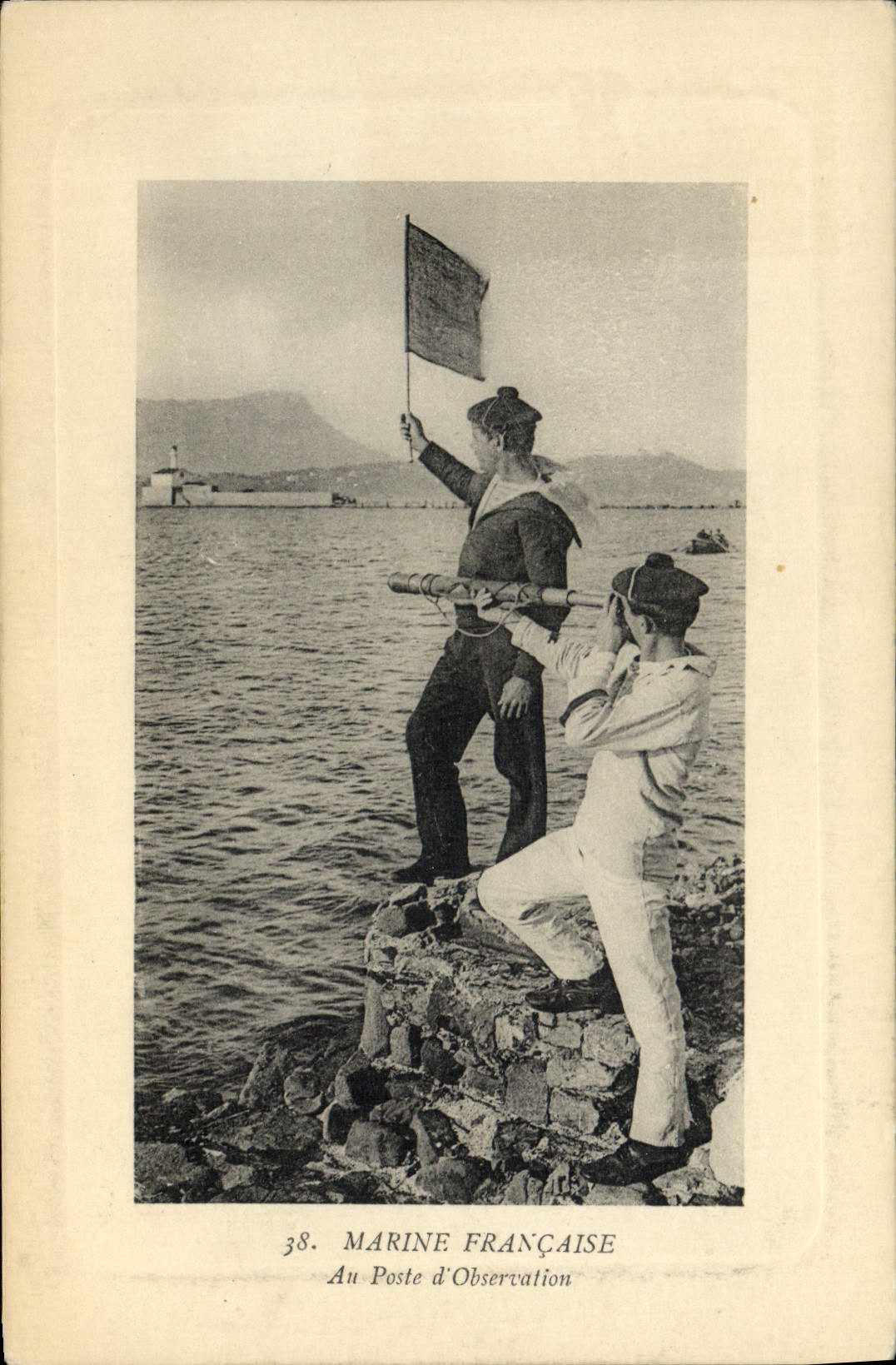 VINTAGE POSTCARD Boat At the observation post