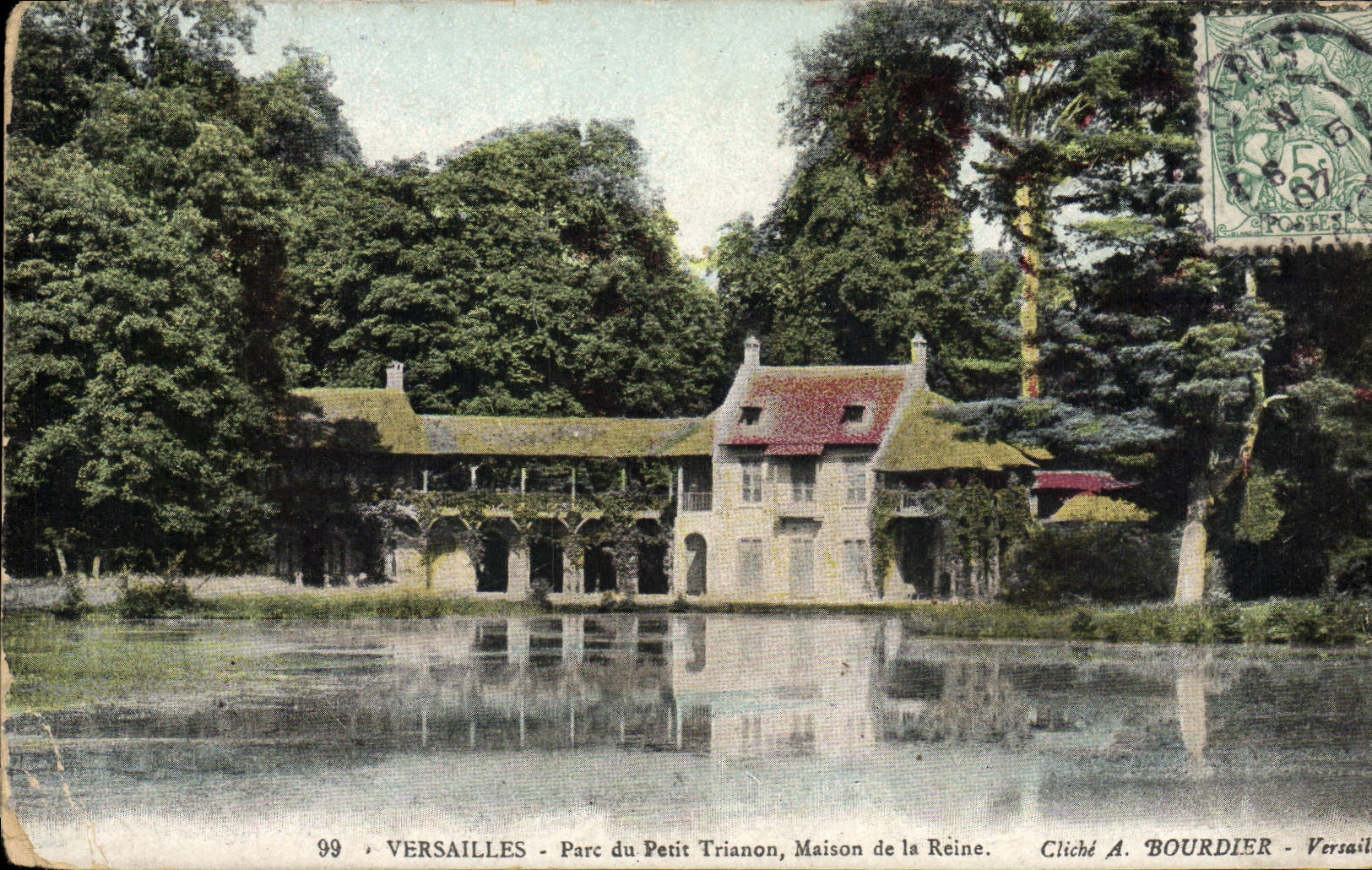CPA Parc de Versailles Petit Trianon Maison de la reine