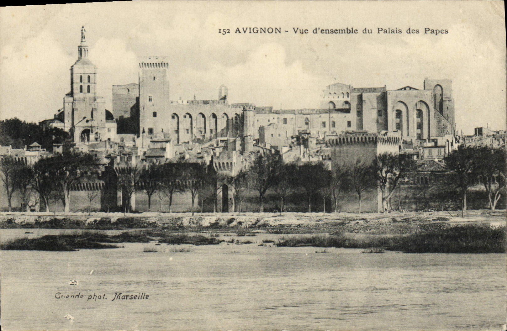 Cuadro total de Avignon de la POSTAL de la VENDIMIA del paladar de los papas