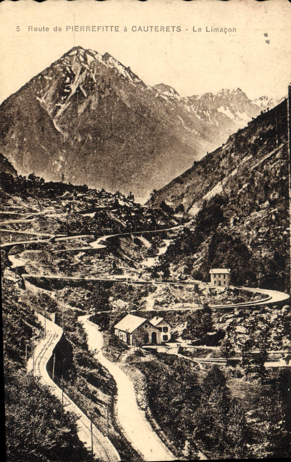 CPA Route de Pierrefitte a Cauterets Le Limacon