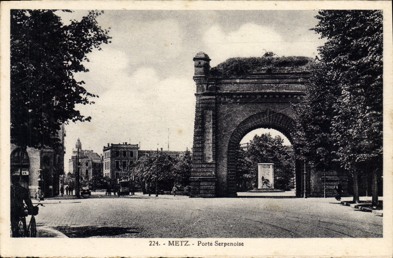 La POSTAL Metz de la VENDIMIA lleva Serpenoise