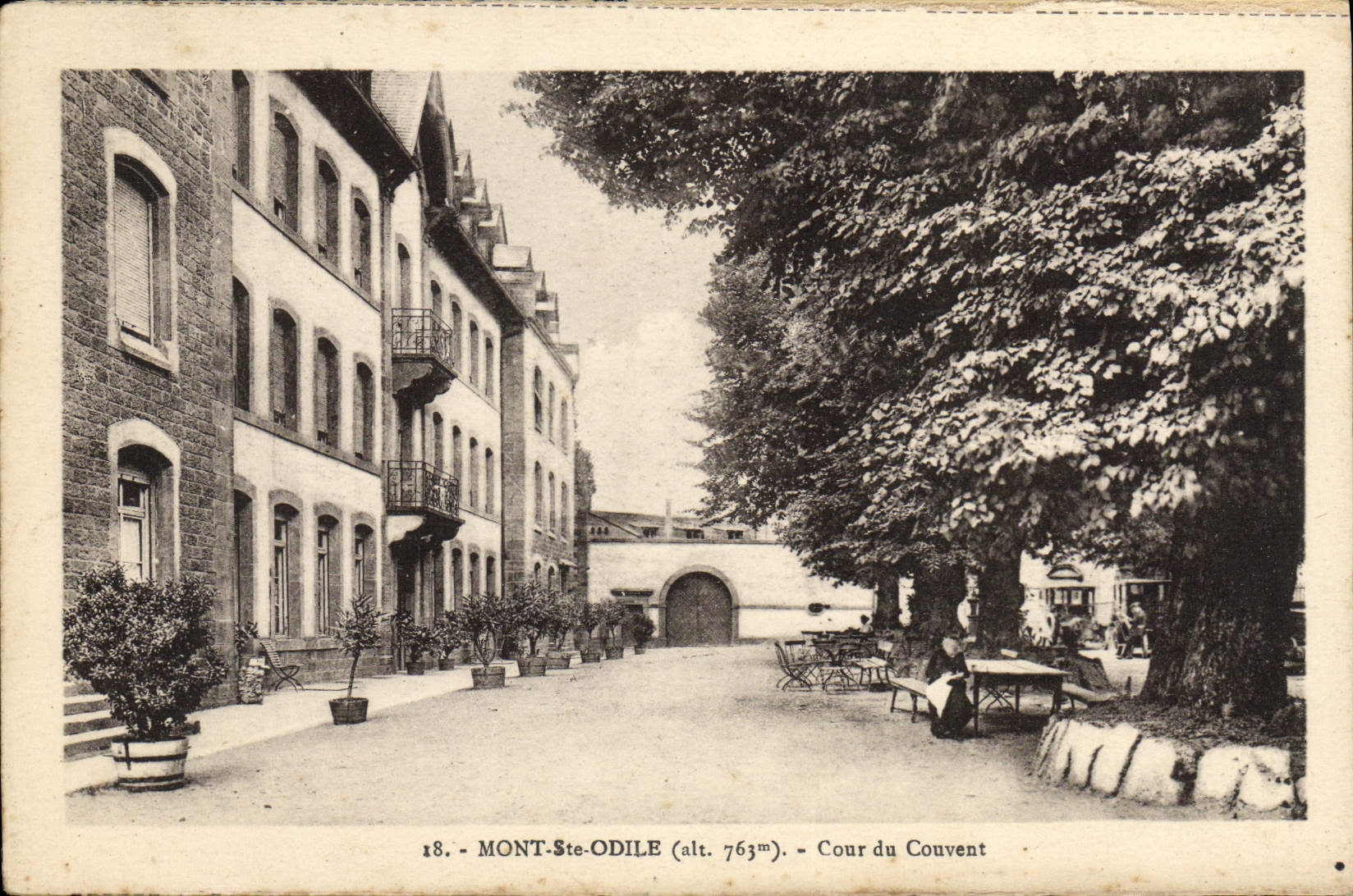 VINTAGE POSTCARD Mount co. Odile Court of the convent