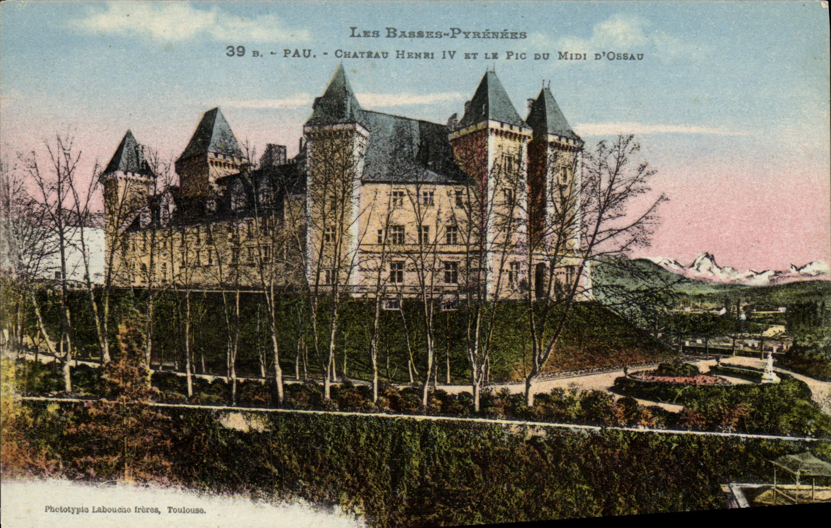 CPA Pau Chateau Henri IV Et Le Pic du Midi d'Ossau