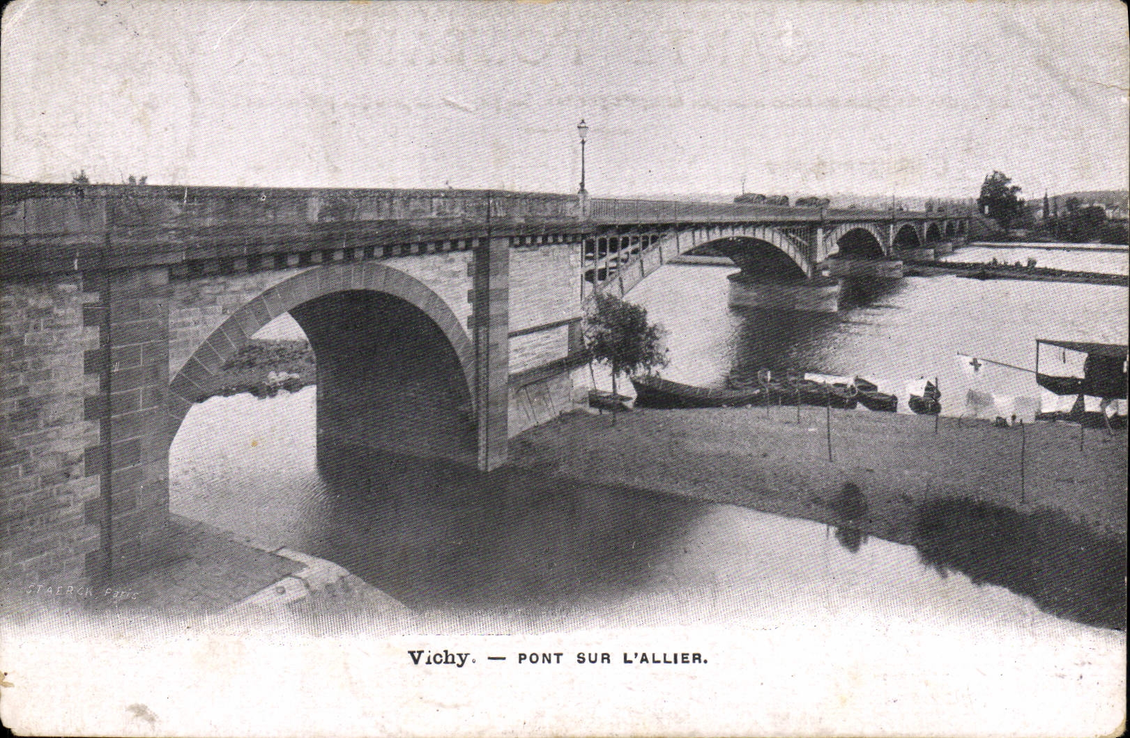 VINTAGE POSTCARD Vichy Bridge On Allier