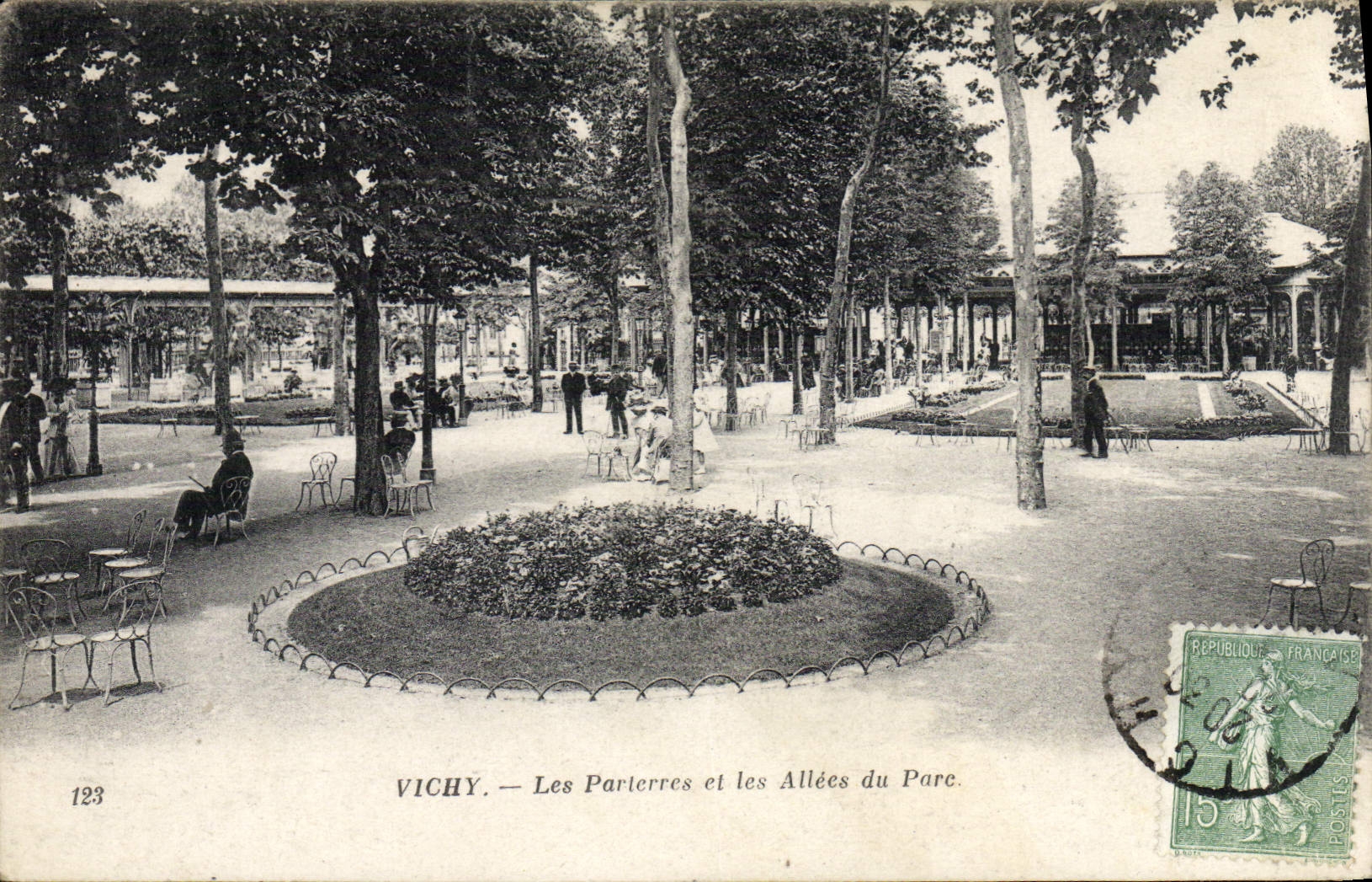 VINTAGE POSTCARD Vichy Floors And Alleys Of the Park