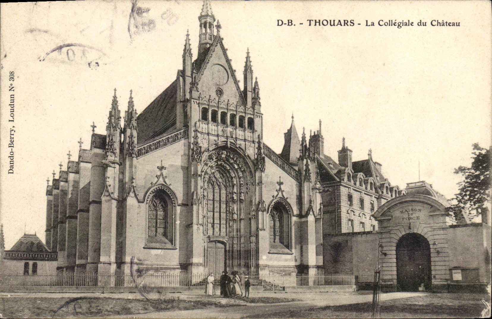VINTAGE POSTCARD Thouars the Collegial one Of the Castle