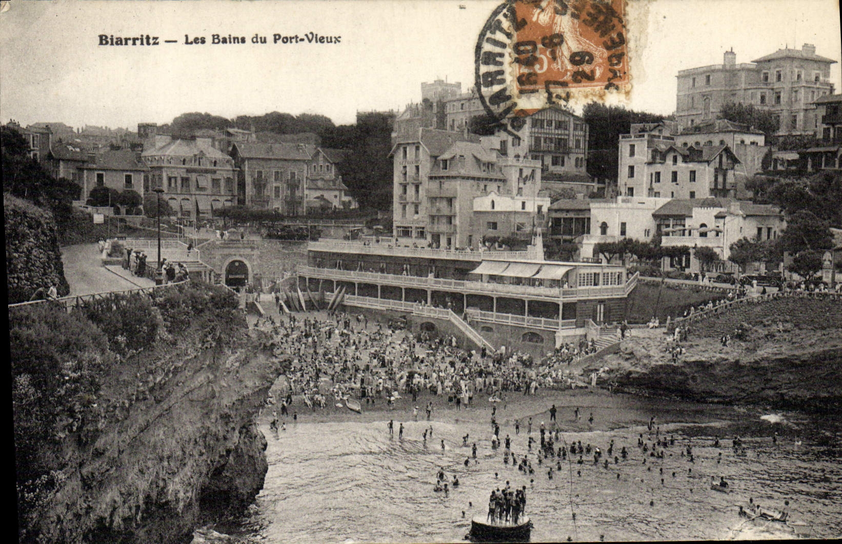 CPA Biarritz Les Bains Du Port Vieux