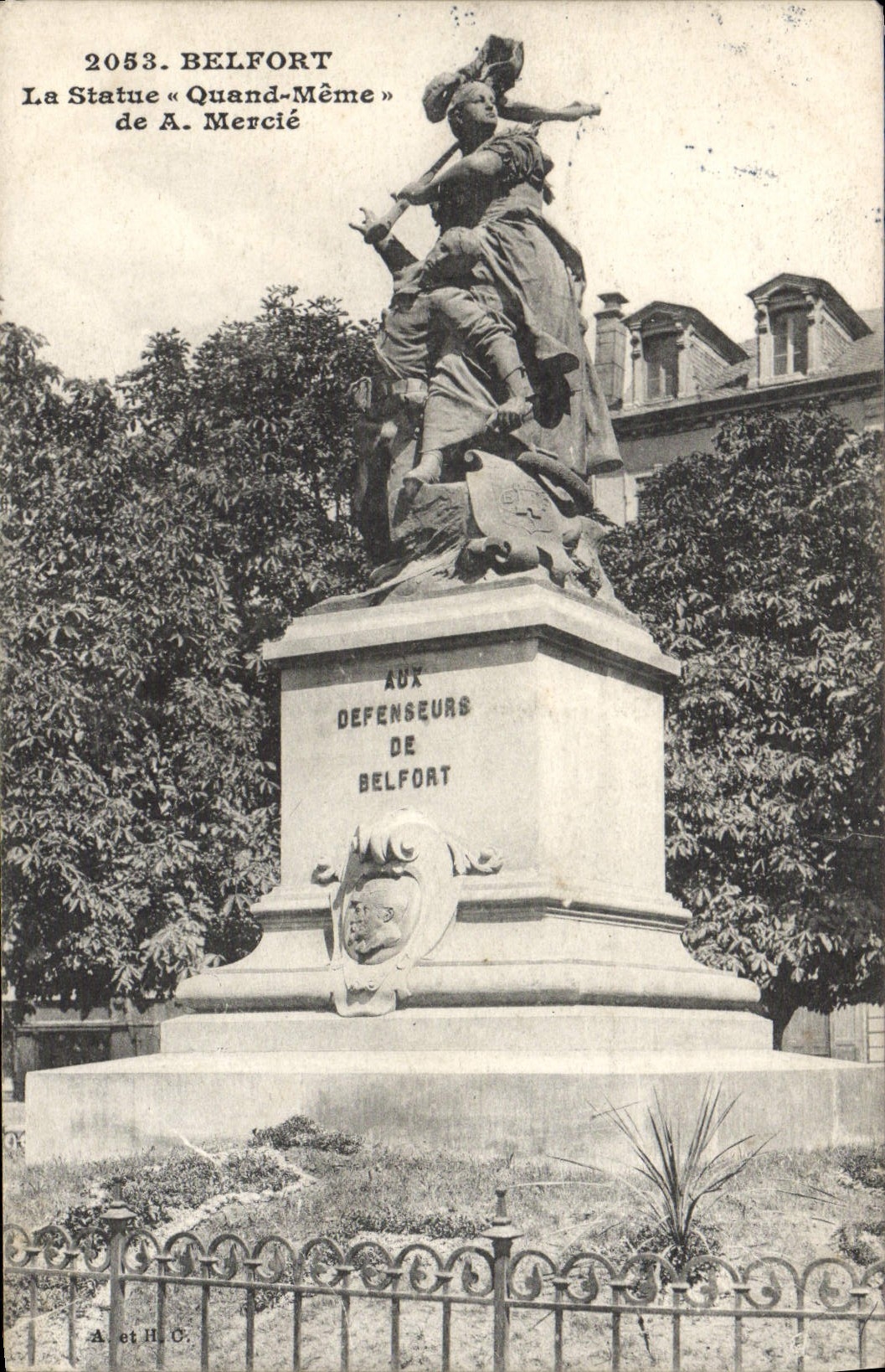 VINTAGE POSTCARD Belfort the Statue Nevertheless of has Mercie