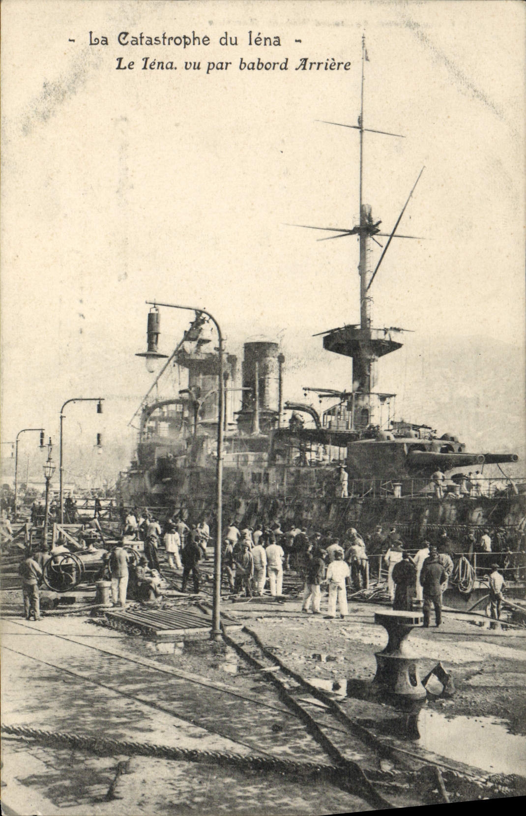 VINTAGE POSTCARD Boat the catastrophe of Iena Iena seen by Back port side