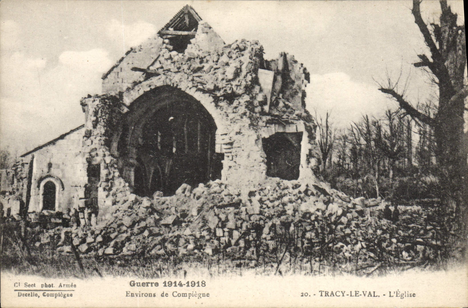 VINTAGE POSTCARD Tracy the Valley the Church Surroundings of Compiegne Militaria