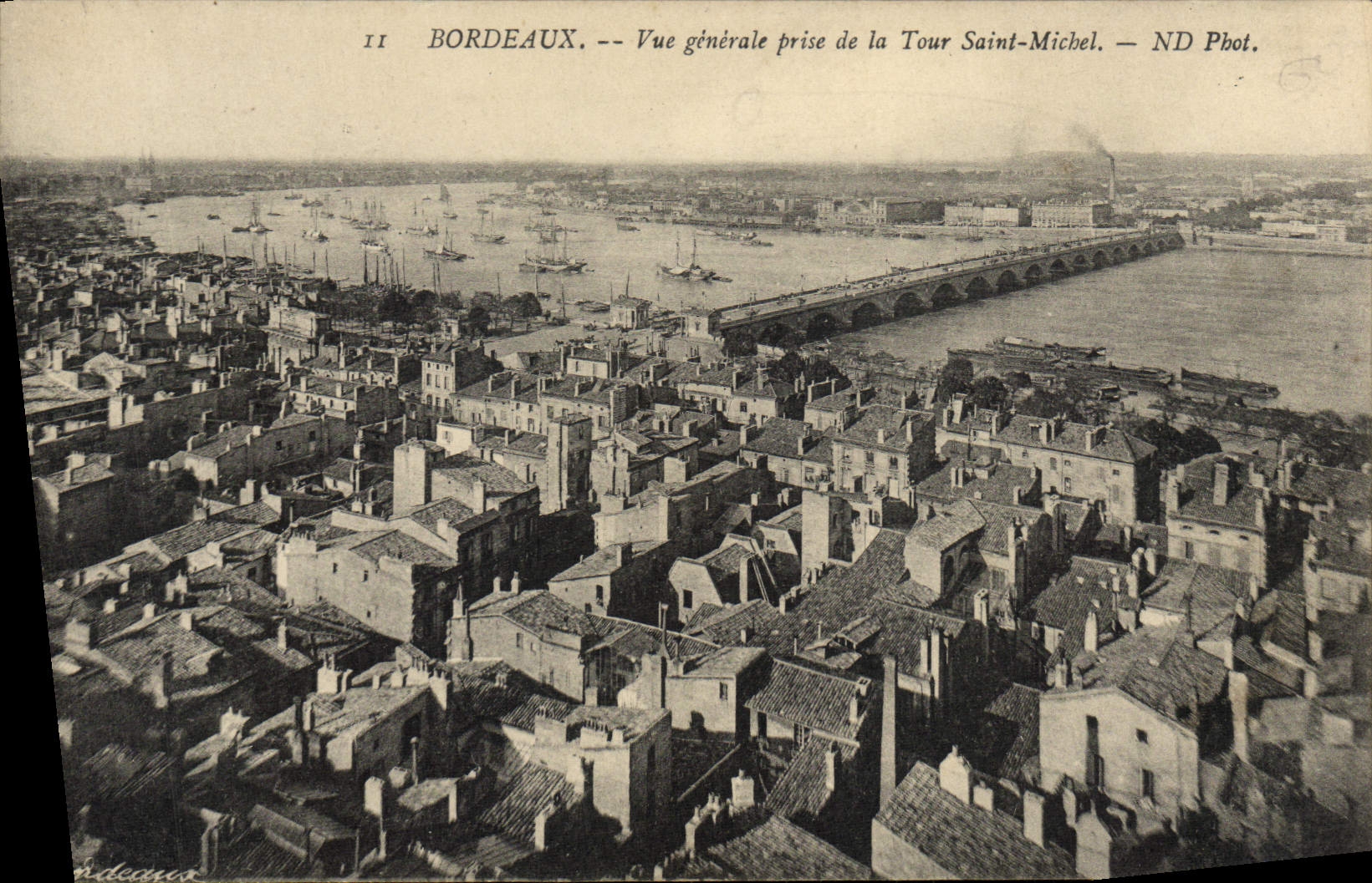 CPA Bordeaux Vue Generale Prise de la Tour Saint Michel