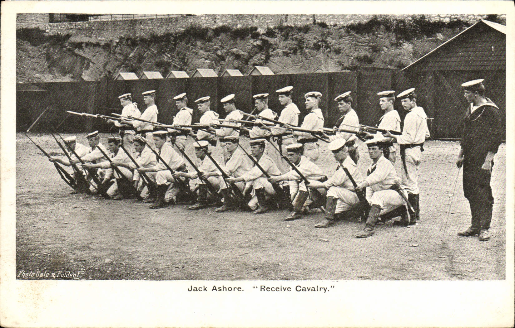 CPA Bateau Guerre Jack Ashore Receive cavalary