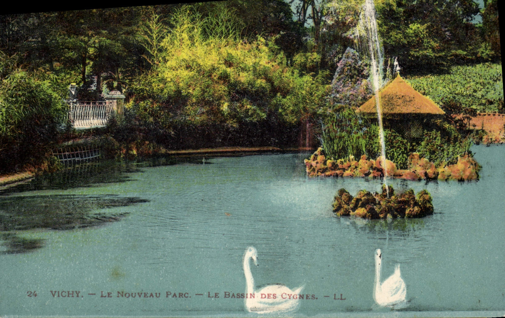 CPA Vichy Le Nouveau Parc Le Bassin Des Cygnes