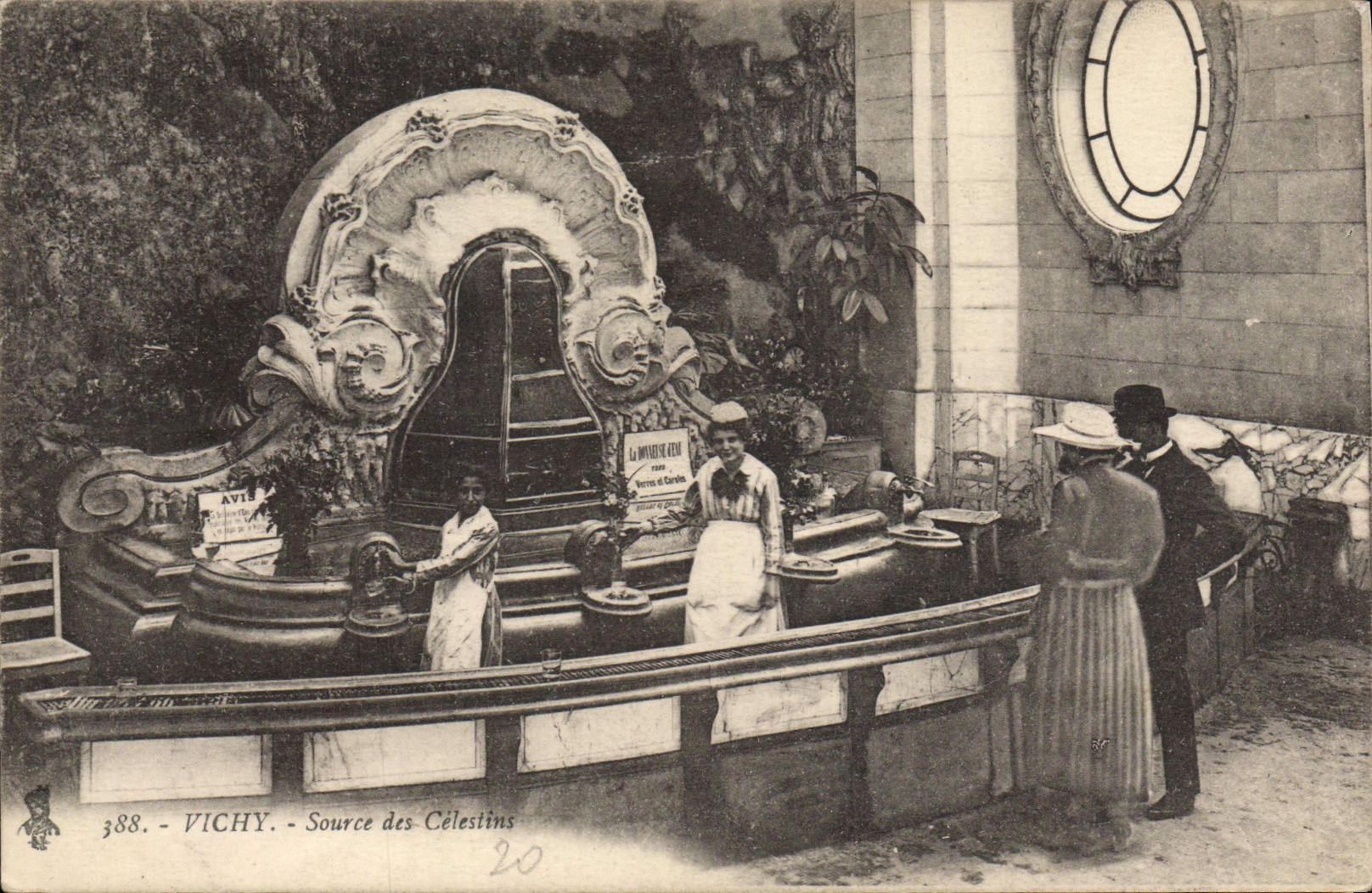 CPA Vichy Source Des Celestins