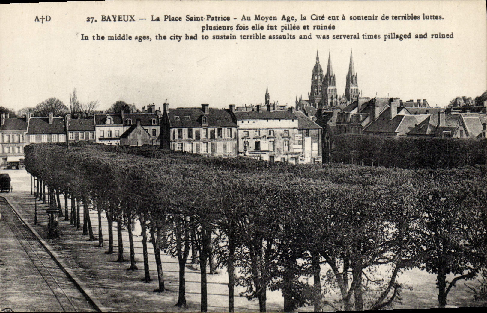 VINTAGE POSTCARD Bayeux the Place Patrice Saint