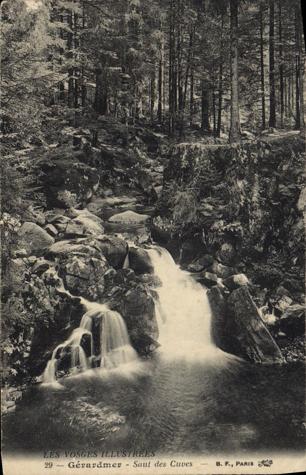 CPA Les Vosges Illustrees Gerardmer Saut des cuves