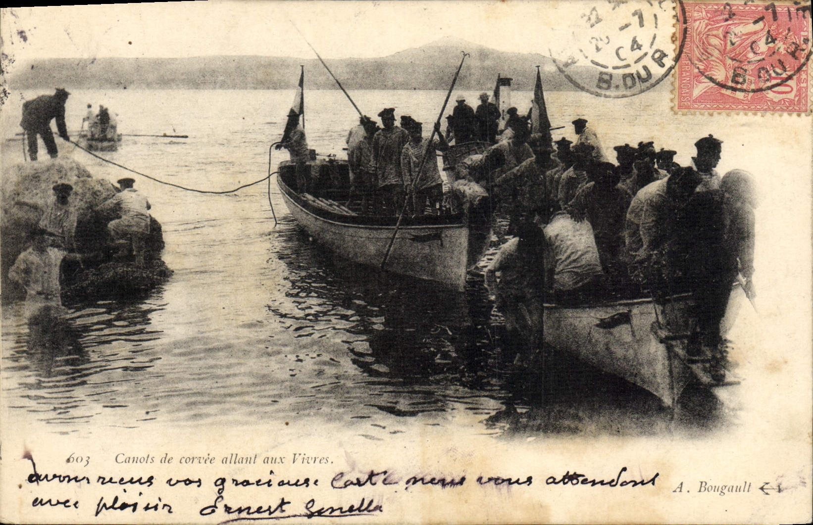 CPA Bateau Canots de corvee allant aux vivres 