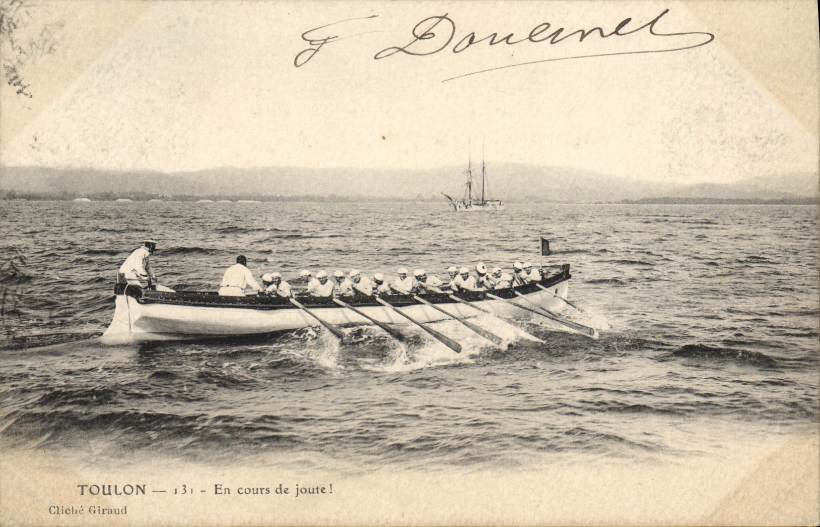 VINTAGE POSTCARD Toulon Boat In the course of tournament