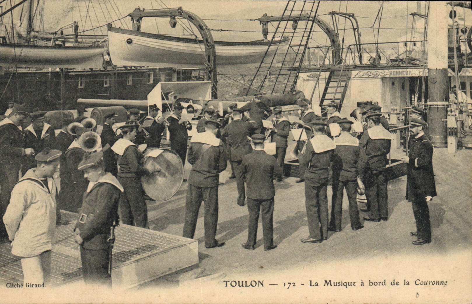 VINTAGE POSTCARD Warship Toulon the music has edge of the Crown
