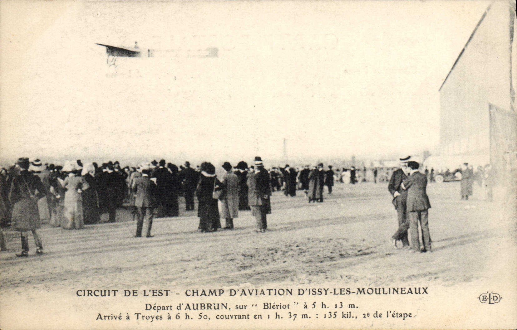 VINTAGE POSTCARD Plane Aviation Circuit of the East Airfield of Issy Moulineaux Departure of Aubrun