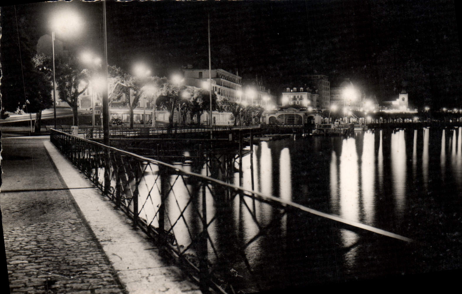 MODERN CARD Evian les Bains Banks of the lake Leman illuminees