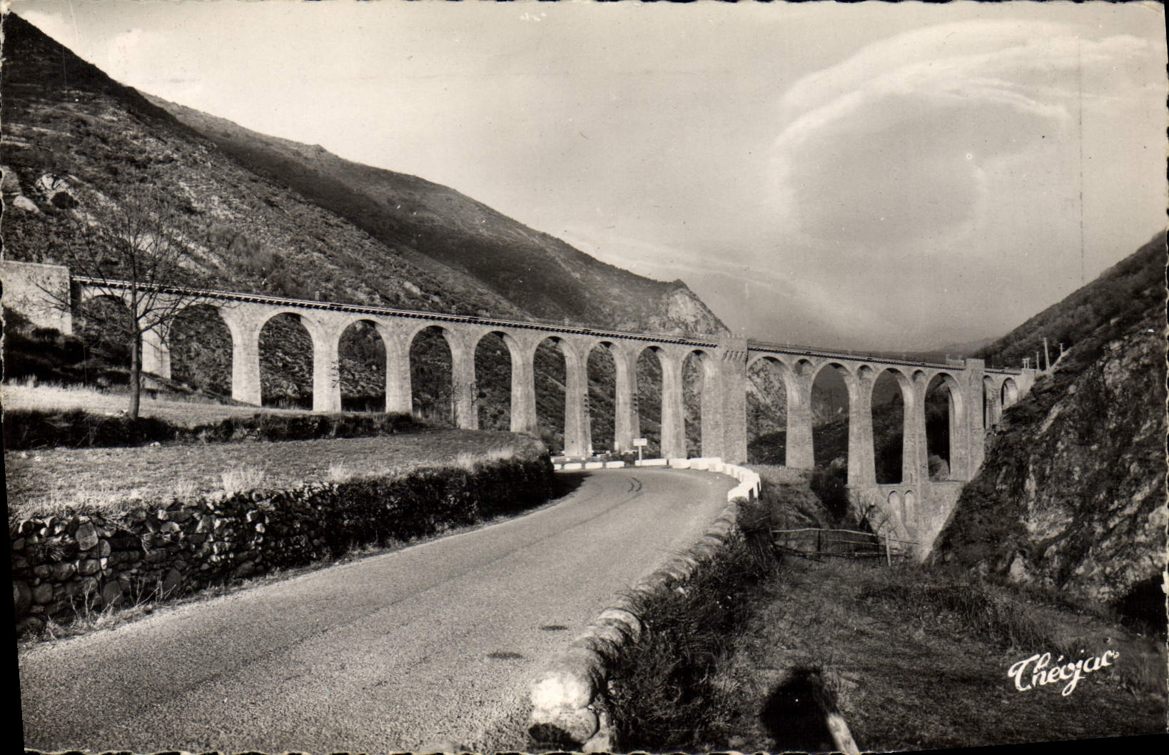 CPM La Cerdagne Francaise Le Pont Sejourne Voie ferree de Villefranche de Confluent a la Tour de Carol