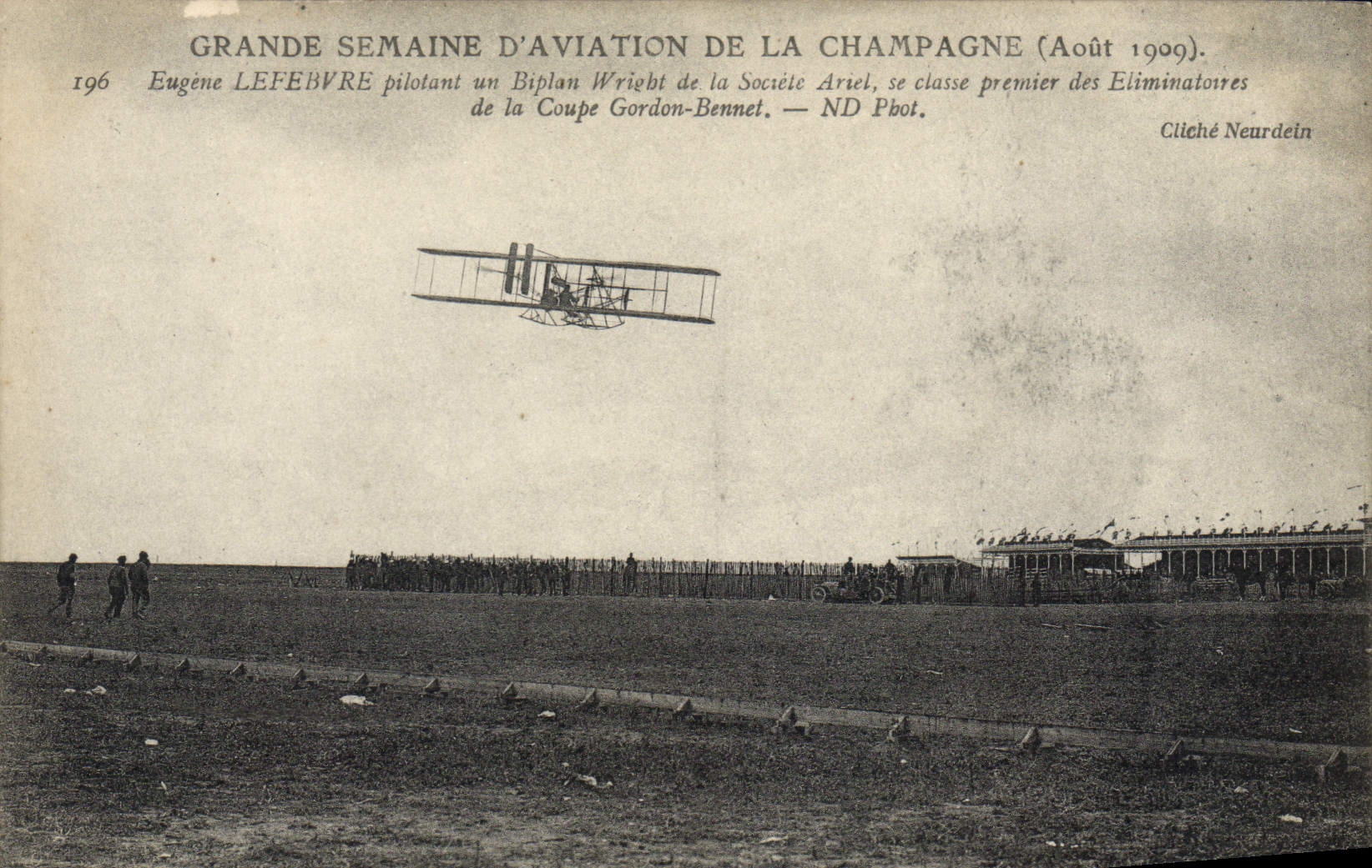 CPA Avion Aviation Grande semaine d'aviation de la Champagne Eugene Lefebvre pilotant biplan Wright Coupe Gordon Bennet